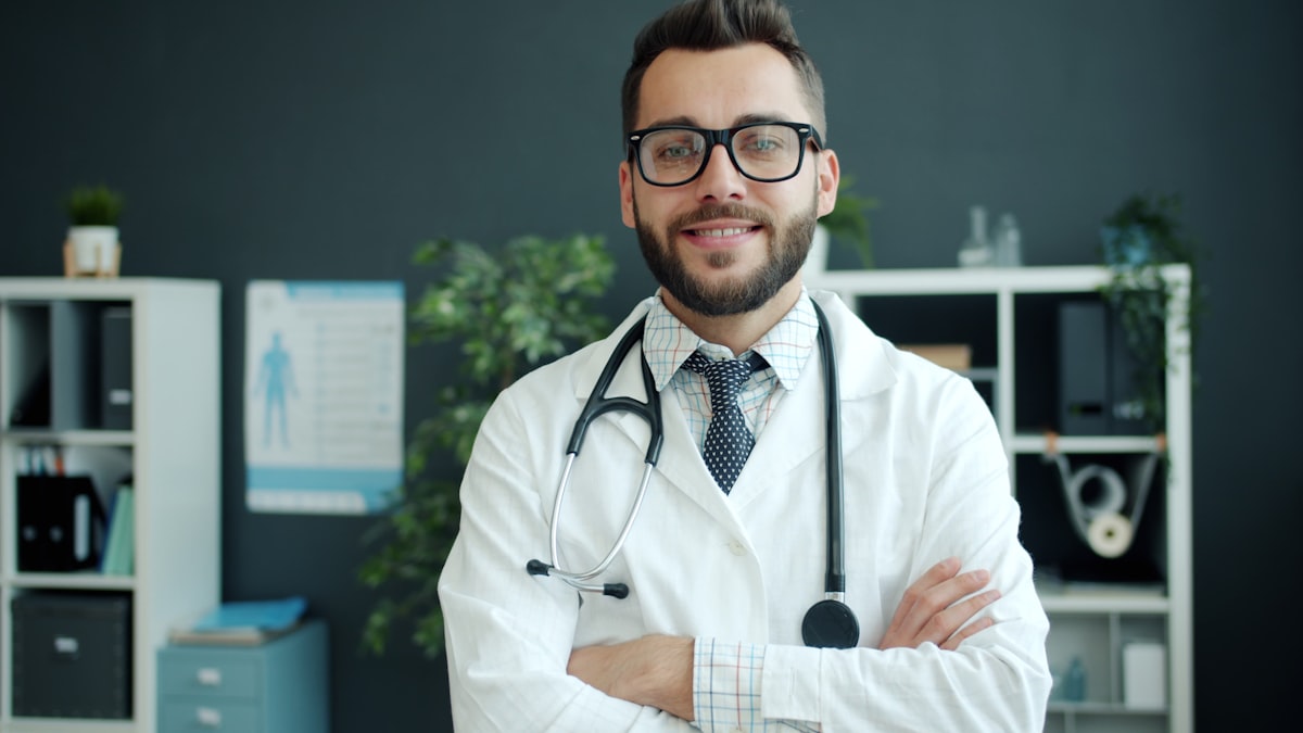 Doctor available for online consultation